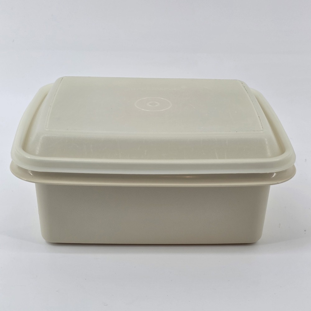 Vintage Tupperware Ice Cream Keeper Freeze N‎ Save Container with Lid Beige 1254